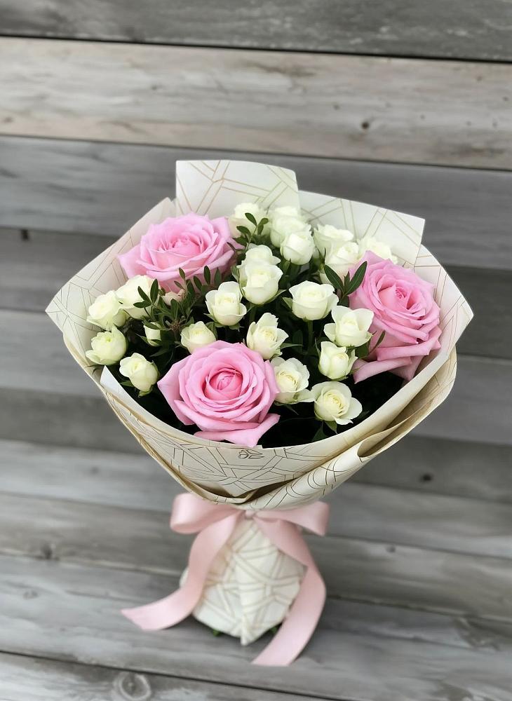 Букет цветов из: Розы в Давыдовке