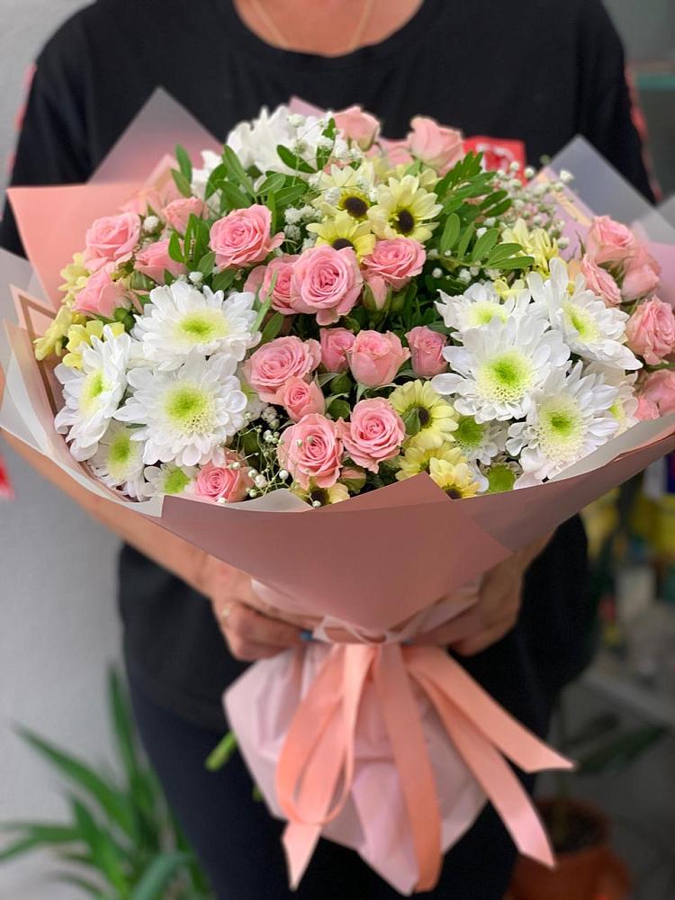 Букет цветов из: Розы и Хризантемы в Давыдовке