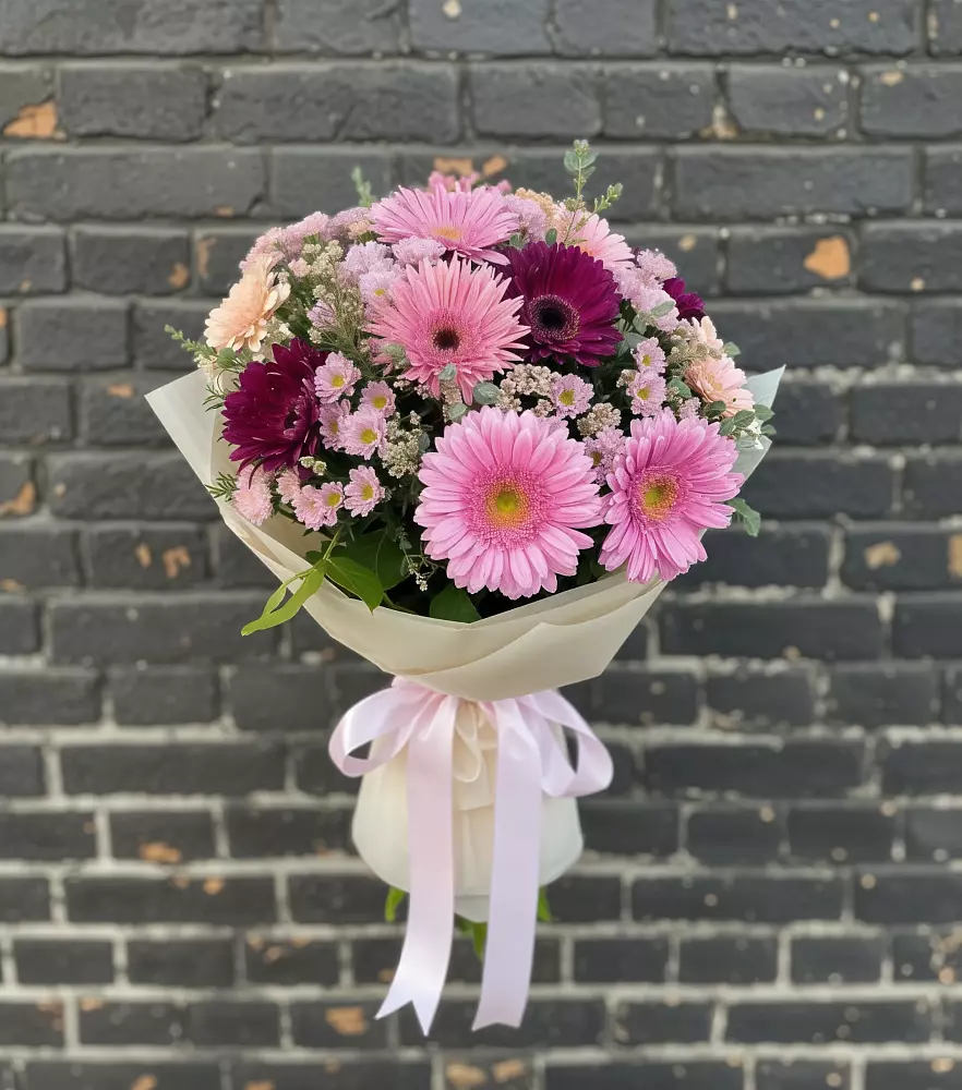 Букет цветов из: Герберы и Хризантемы в Давыдовке