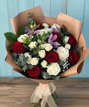 Букет цветов из:  Розы и Альстромерии в Давыдовке