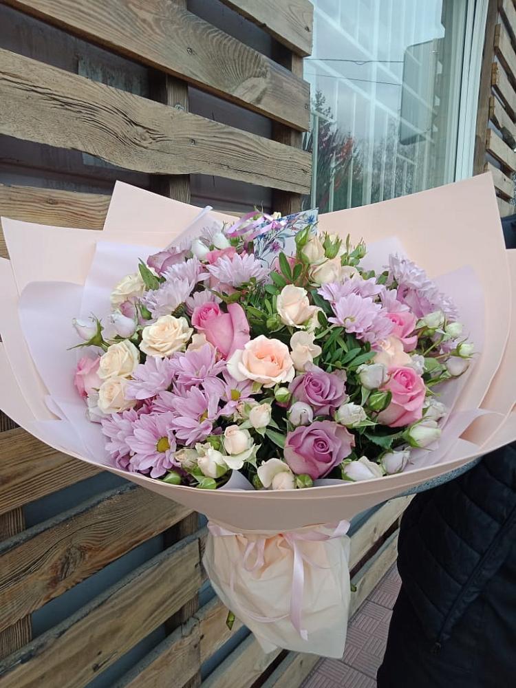 Букет цветов из: Розы и Хризантемы в Давыдовке