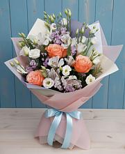 Букет цветов из:  Лизиантусы, Розы, Альстромерии и Гипсофила #REPLACE_PRED# Давыдовке