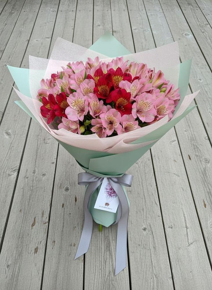 Букет цветов из: Альстромерии в Давыдовке