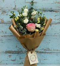 Букет цветов из:  Розы и Лизиантусы #REPLACE_PRED# Давыдовке