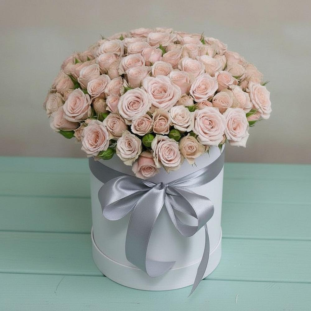 Цветочная композиция из Розы в шляпной коробке в Давыдовке